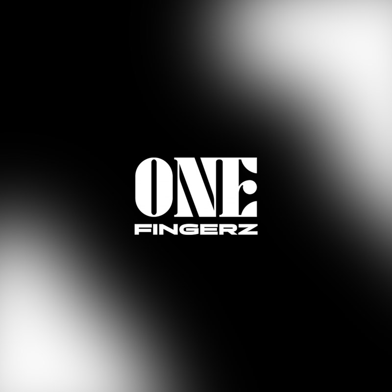 One fingerz sito web copertina